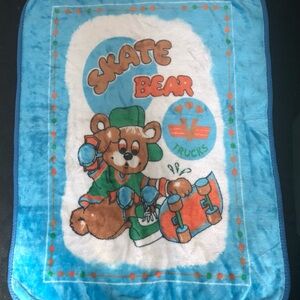 VTG Novatex Baby Nursery Blanket Skate Bear Fleece Soft Bright Neutral Colors